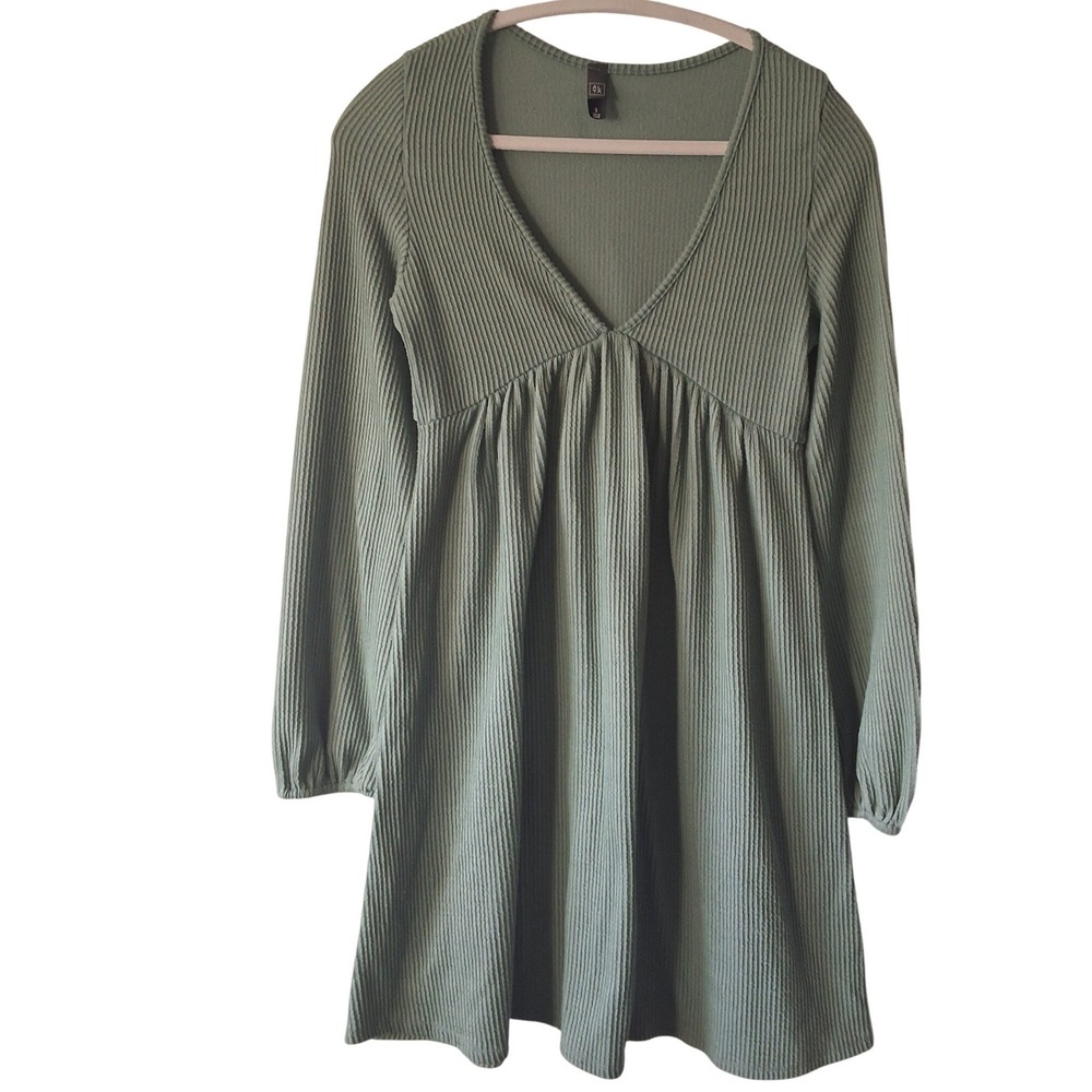 Alya Francesca's Small Ribbed V-Neck Babydoll Mini Dress Y2k‎ Preppy Minimalist